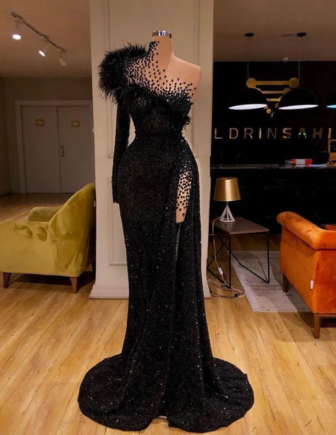 Black Evening Dresses High Neck Side Split Long Sleeve Mermaid Prom Dress Feather Beaded Sexy Special Occasion Gowns KS378