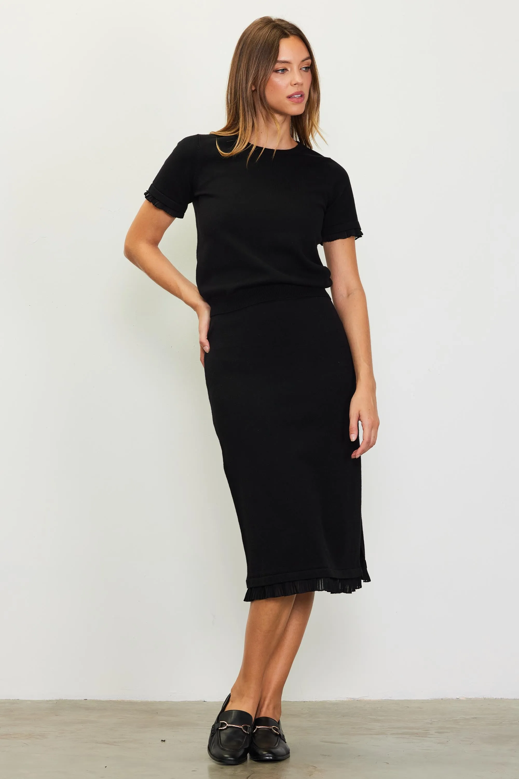 Ruffled Hem Black Midi Skirt