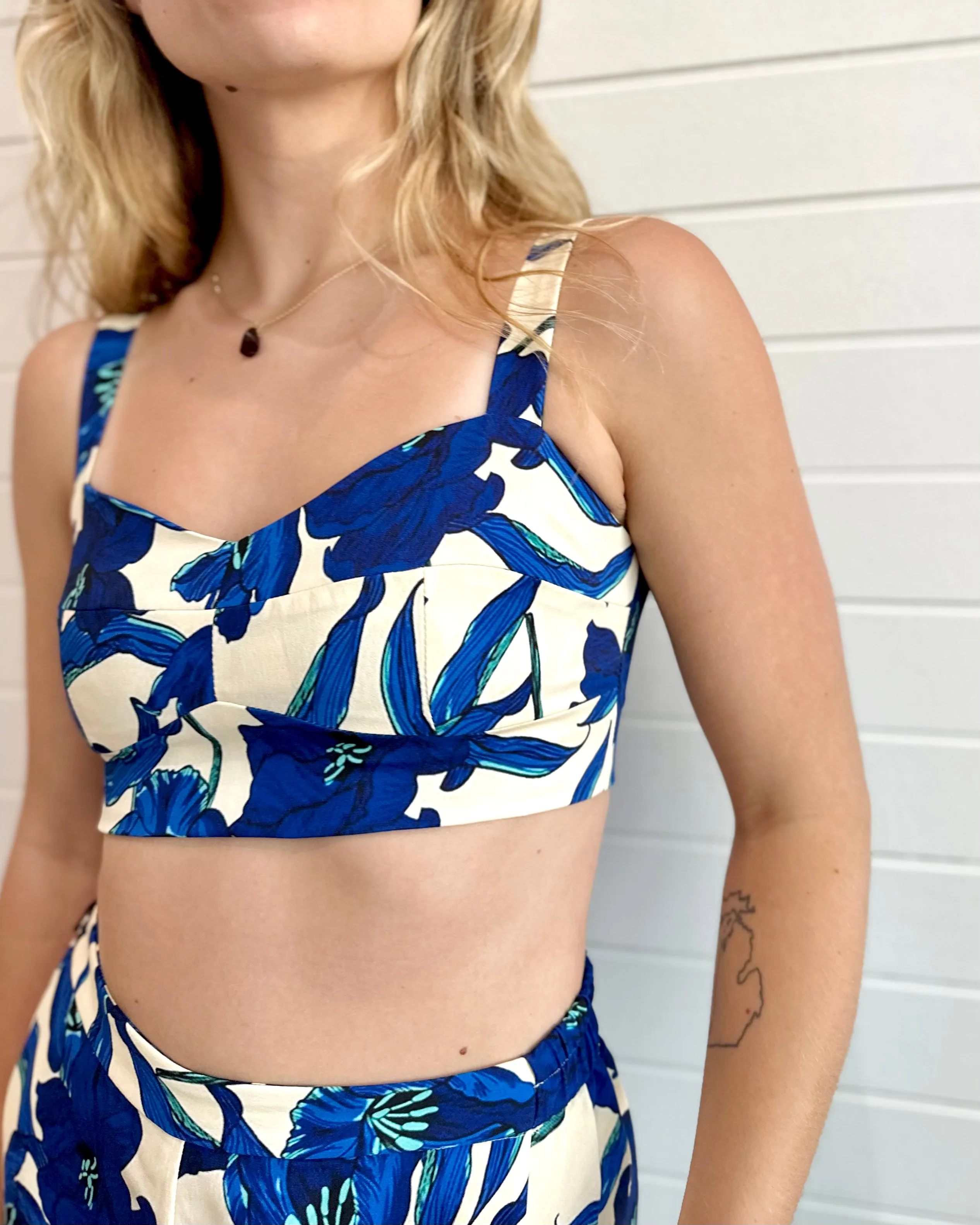 Taylor Crop top- Magnolia